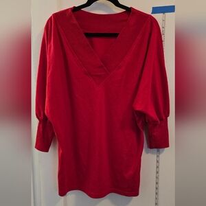 Red v-neck 3/4 sleeves cotton top